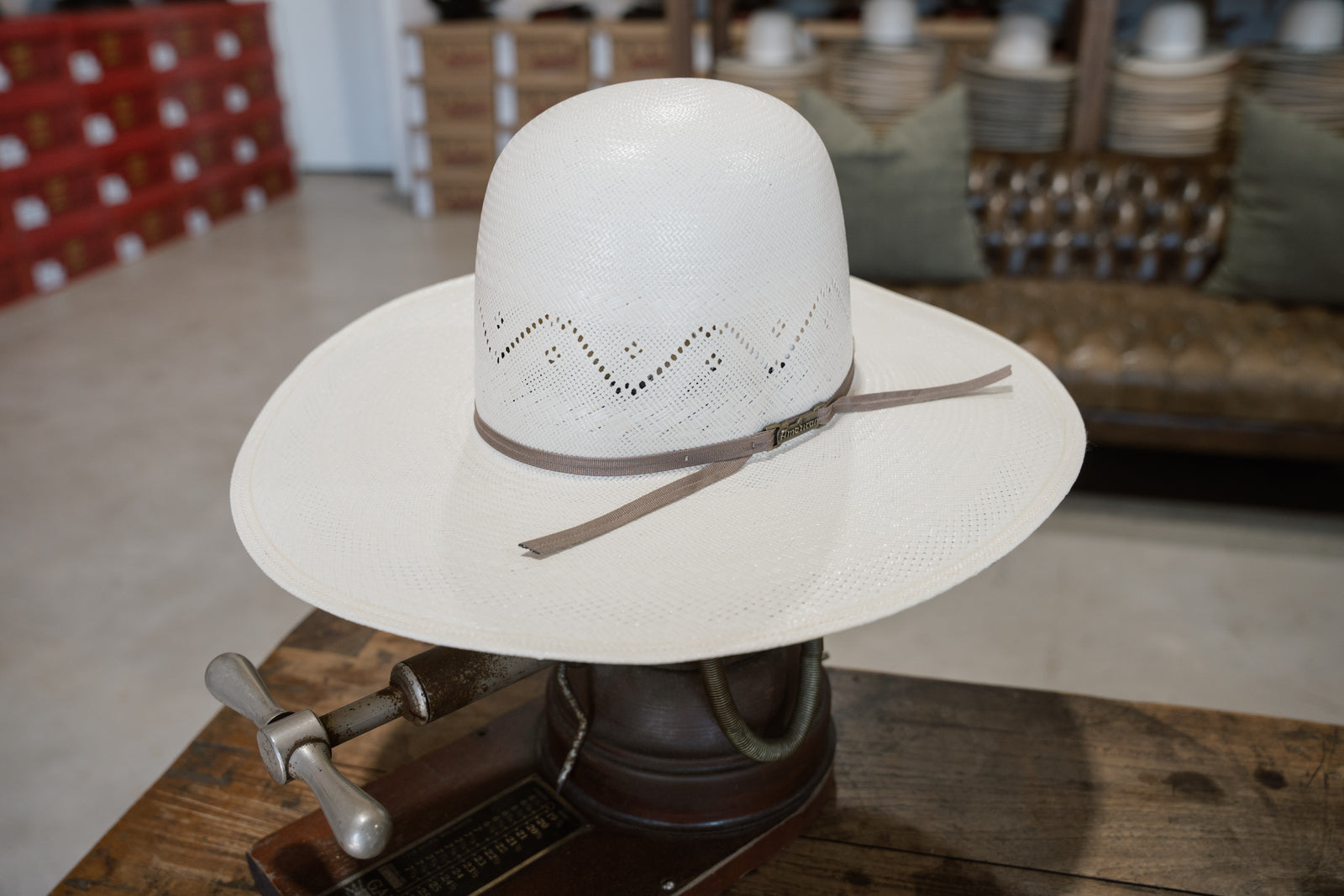 American Hat Co. 7420 4 1/4"