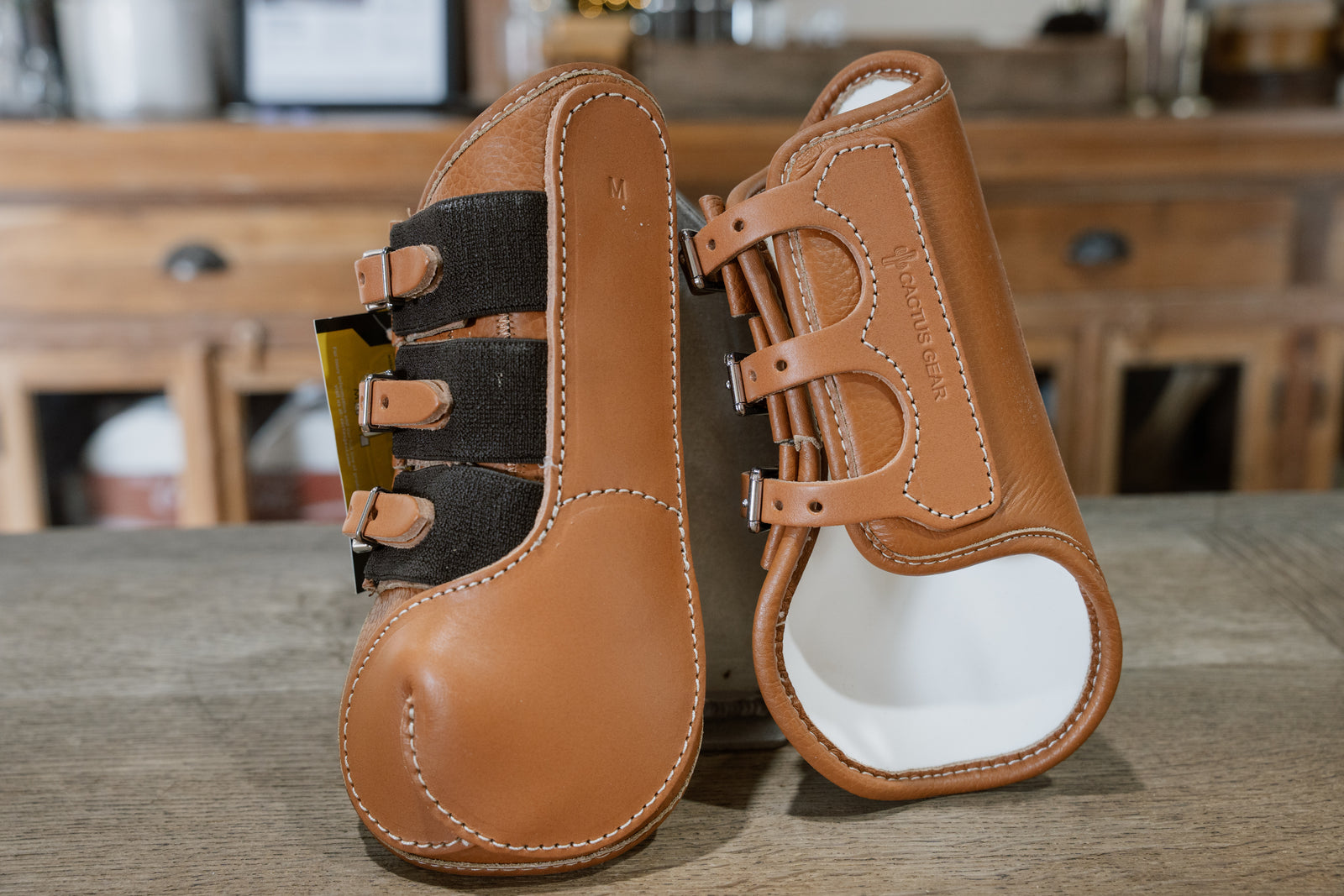 Cactus Wrap-Around Leather Splint Boot: Medium