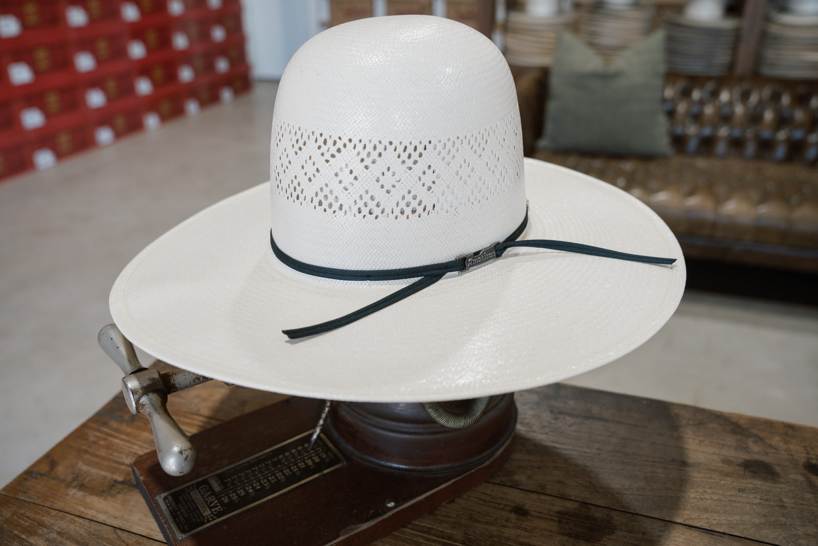 American Hat Co. 8300 4 1/2"