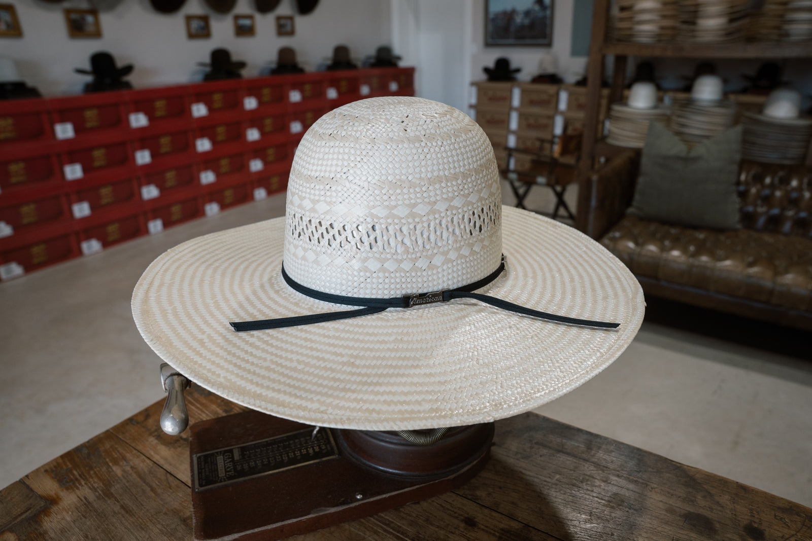 American Hat Co. 845 4 3/4"+
