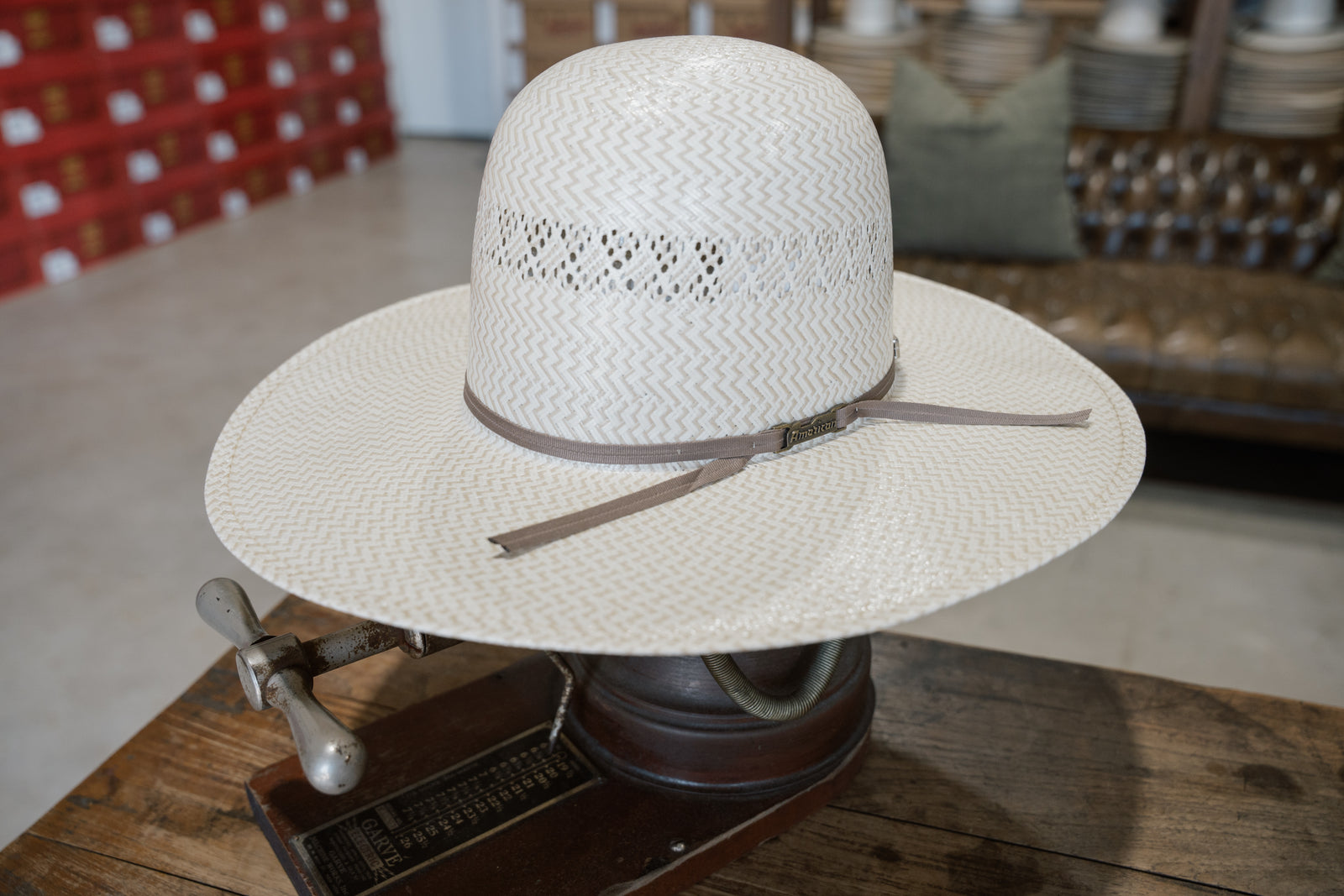 American Hat Co. 5500 4 1/4"