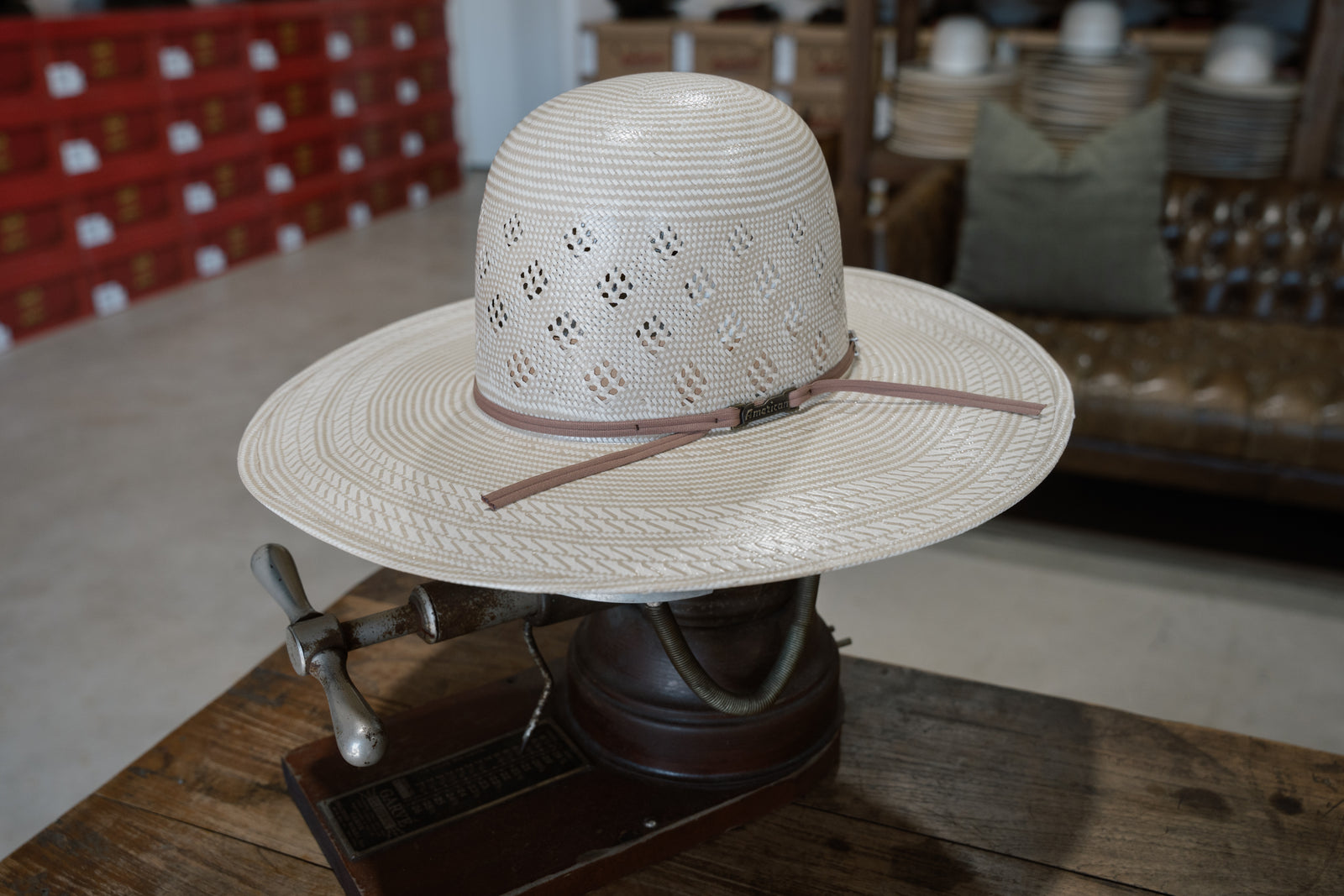 American Hat Co. 7800 4 1/2"