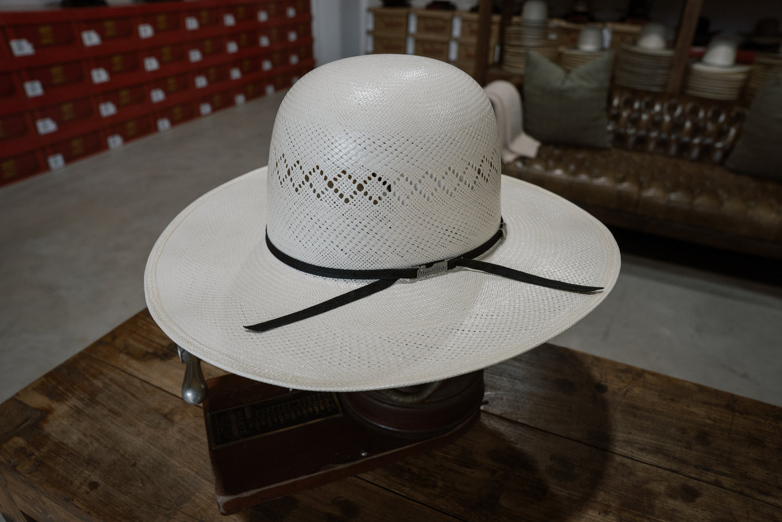 American Hat Co. 8400 4 1/8"