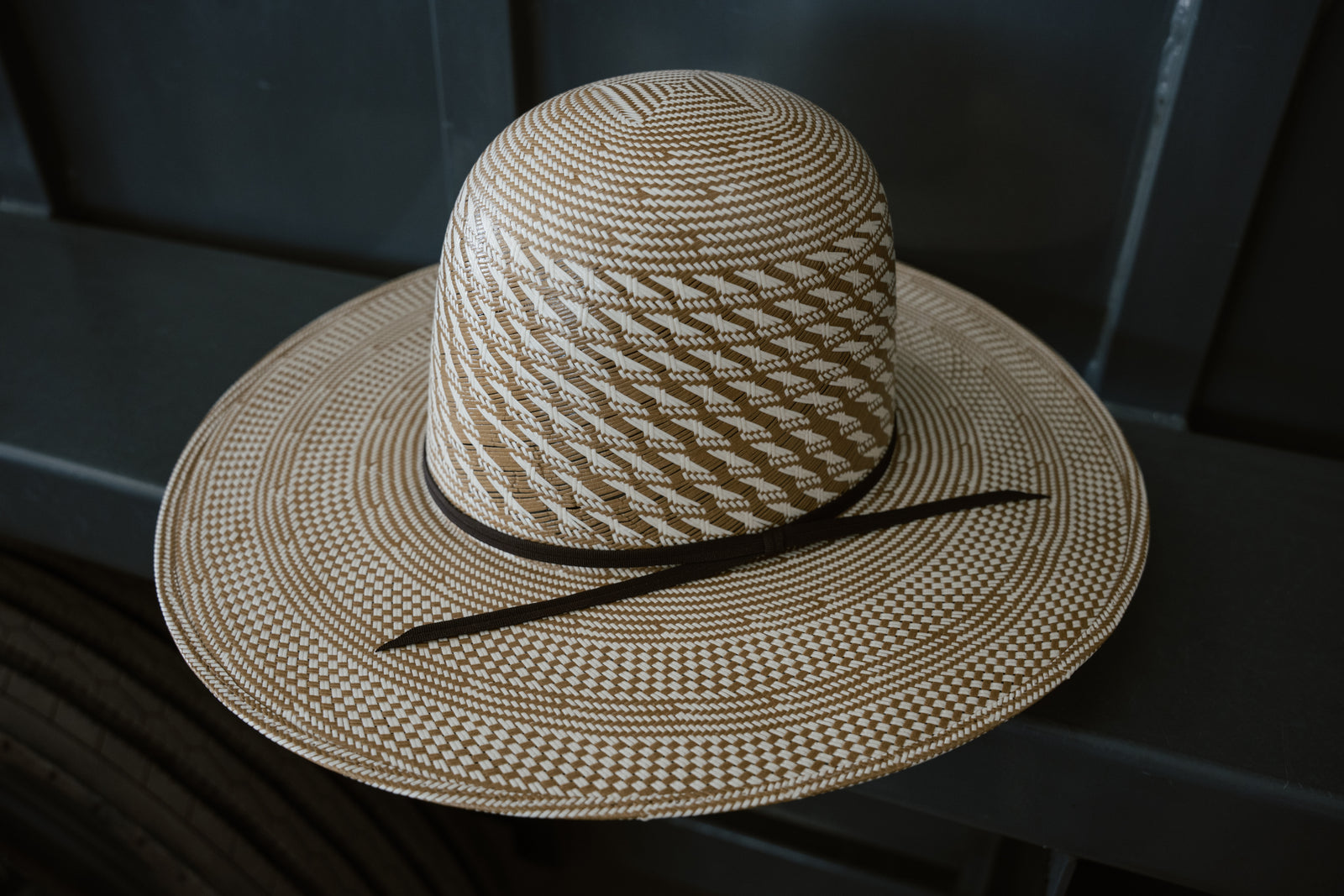 Double R 'The Broker Chocolate' 4 1/4”