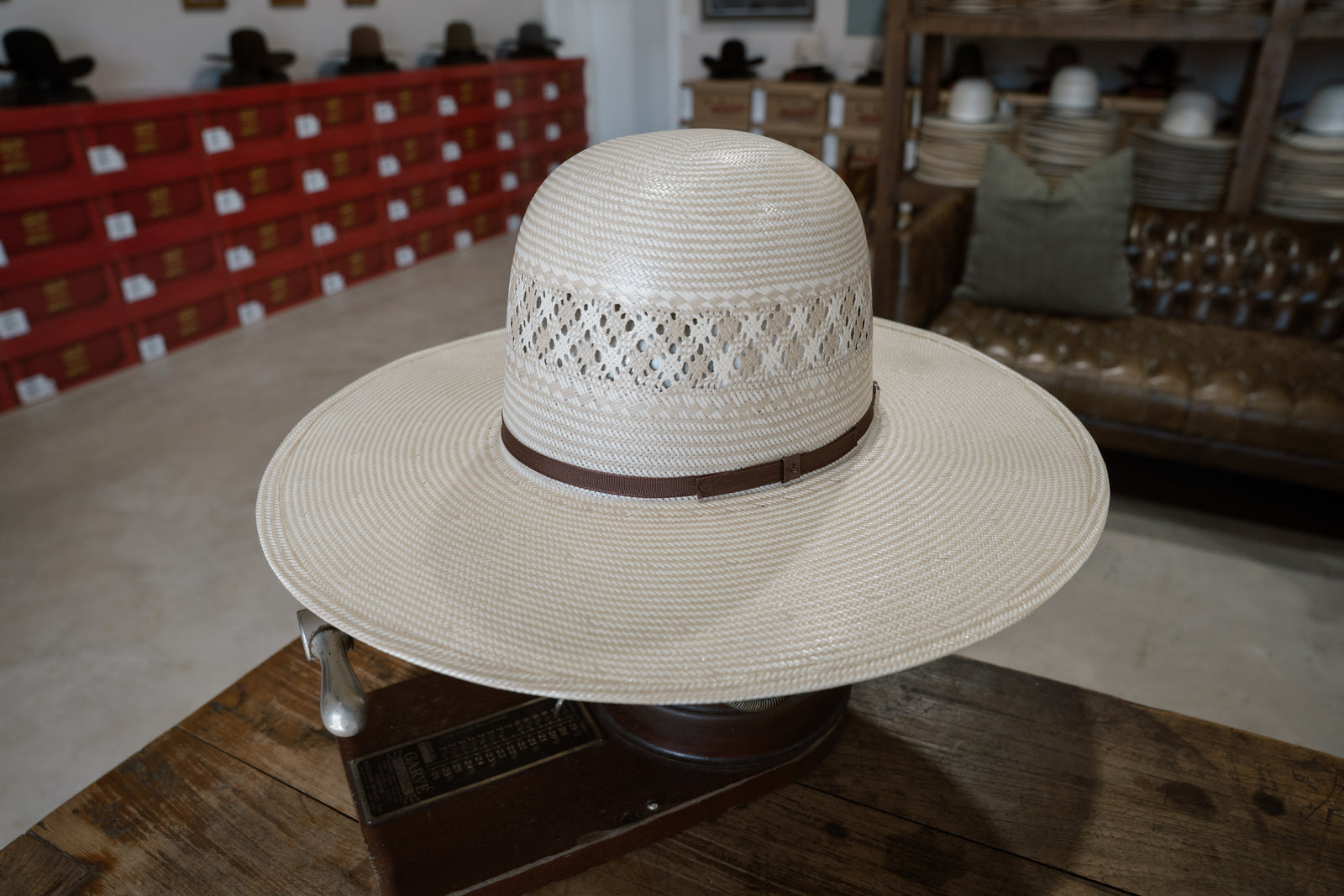 American Hat Co. 1011 4 3/4"