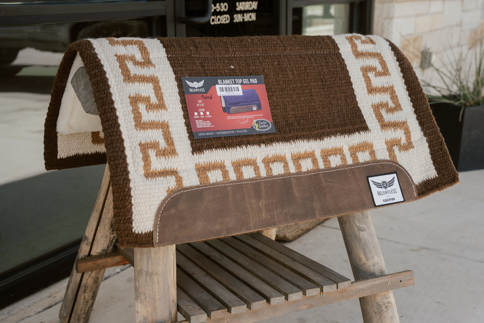 Cactus Saddlery: Relentless Blanket Top