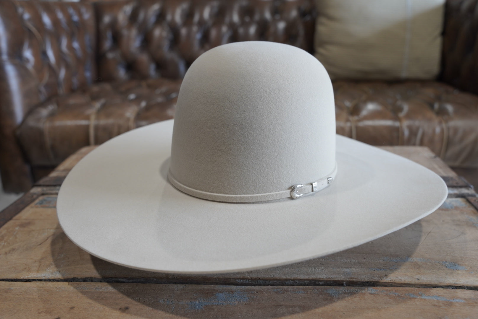 Double R Buckskin 5"